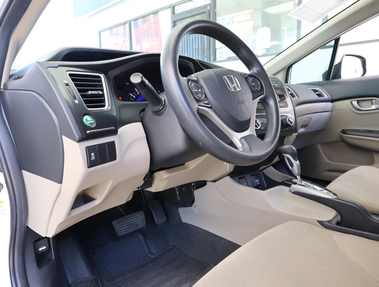 Honda Civic LX Sedan 5-Speed AT 2013