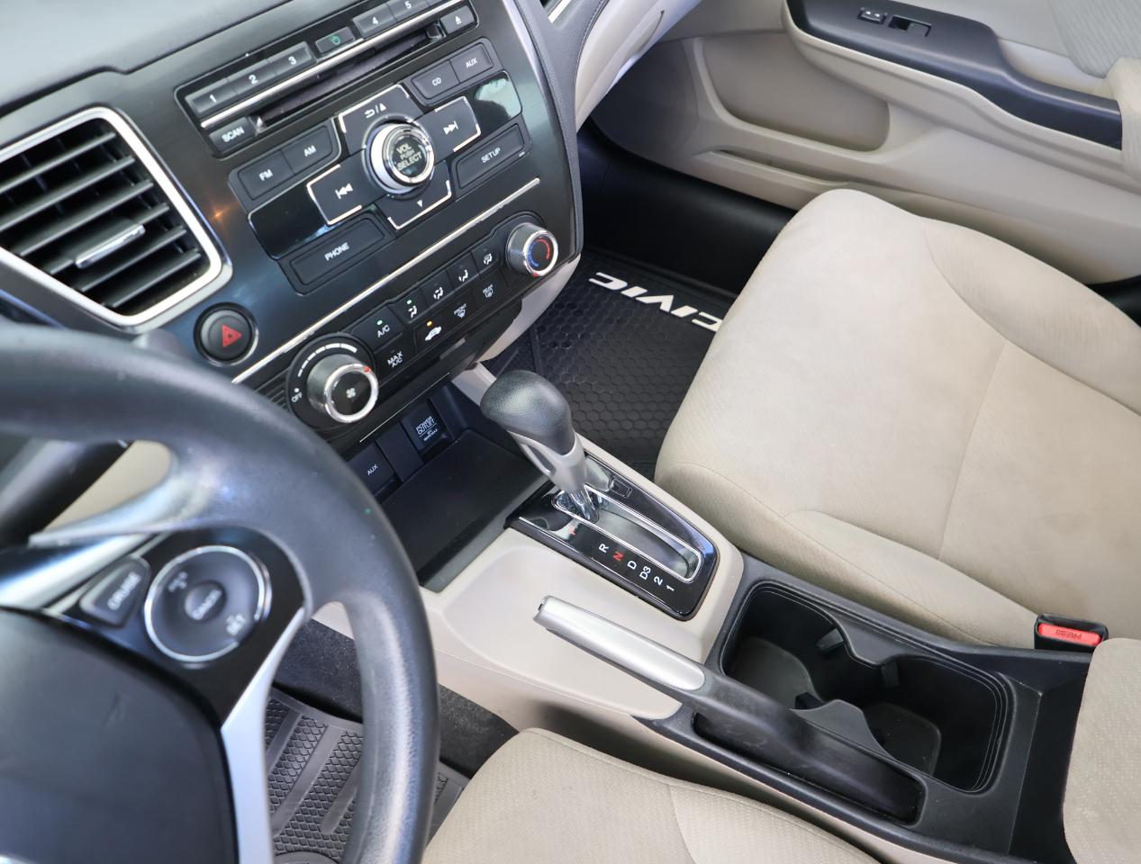 Honda Civic LX Sedan 5-Speed AT 2013