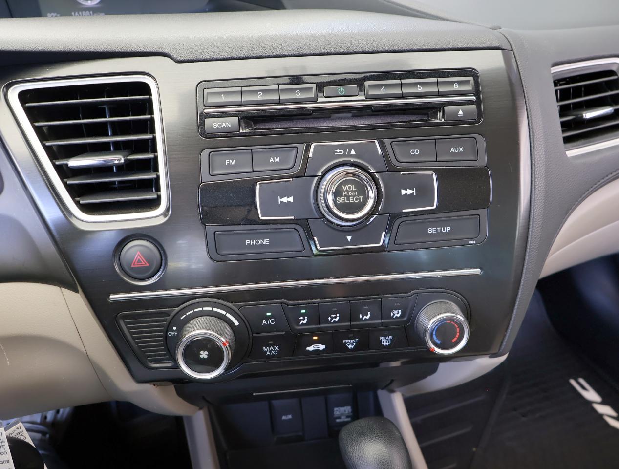 Honda Civic LX Sedan 5-Speed AT 2013