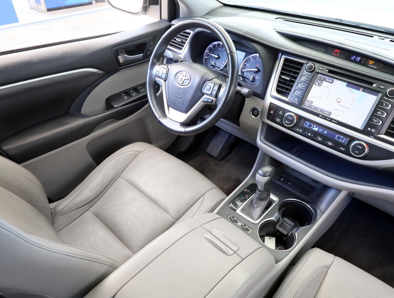 Toyota Highlander  2018