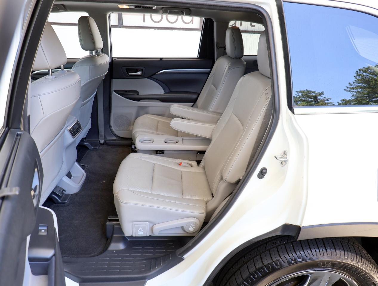 Toyota Highlander  2018