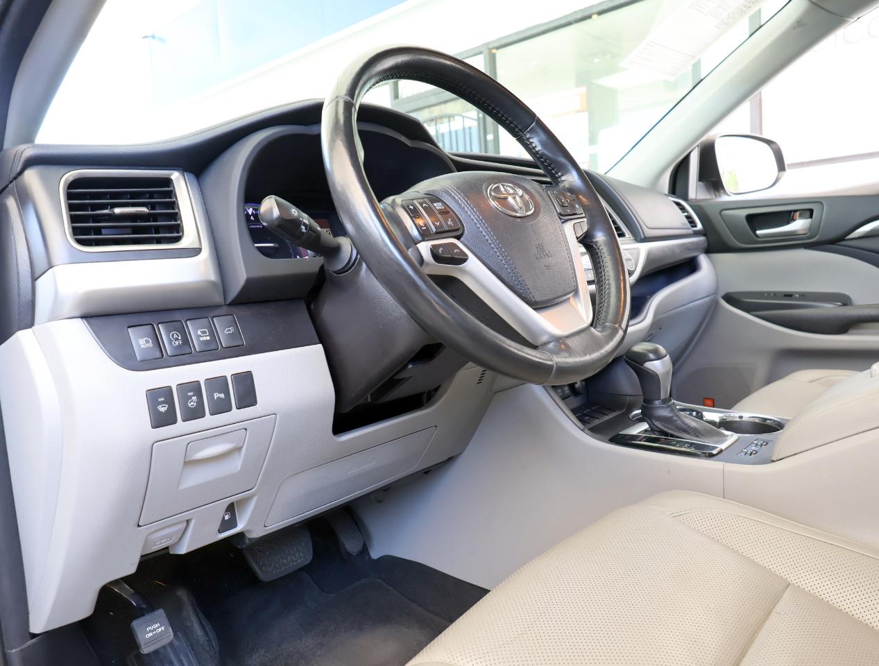 Toyota Highlander  2018