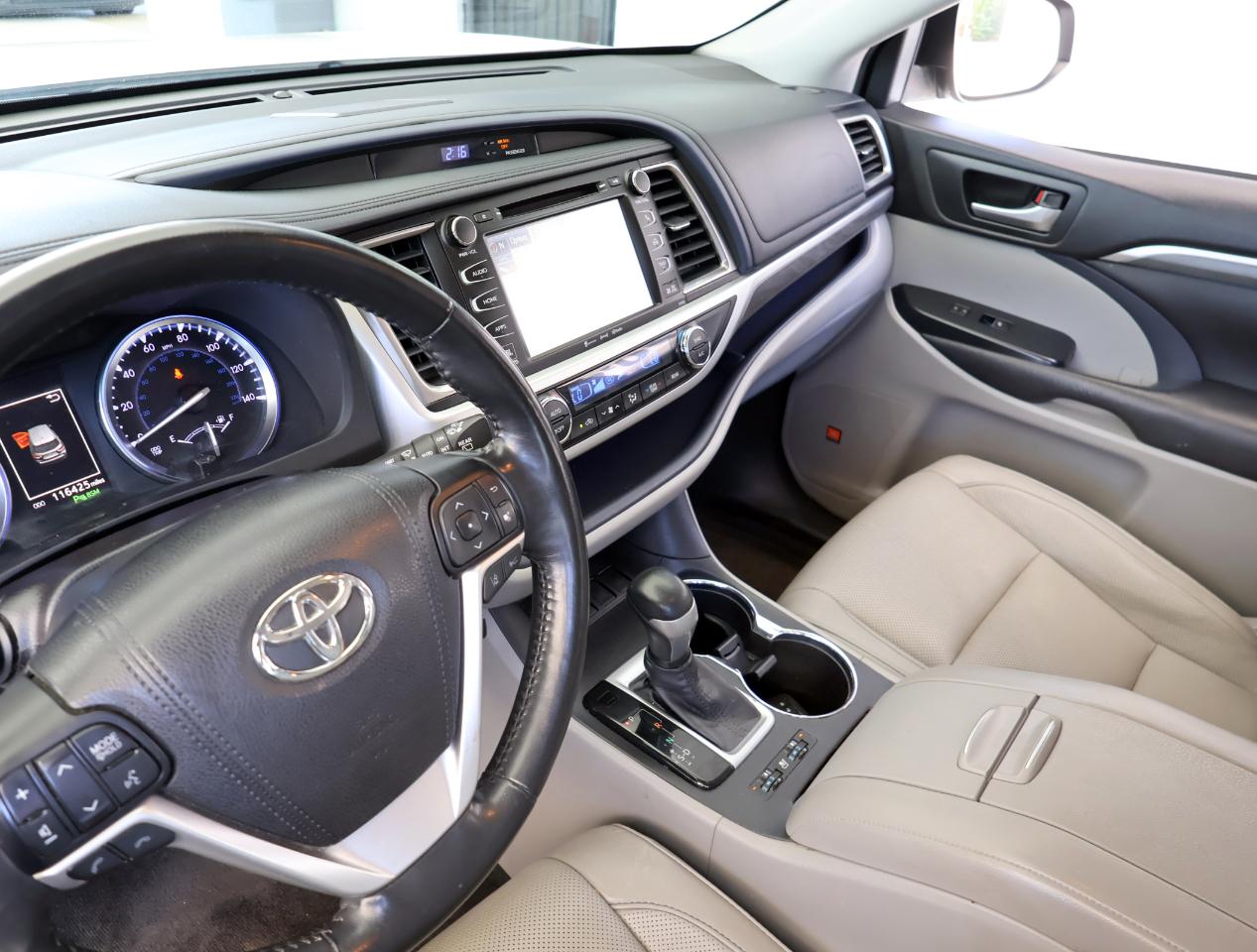 Toyota Highlander  2018