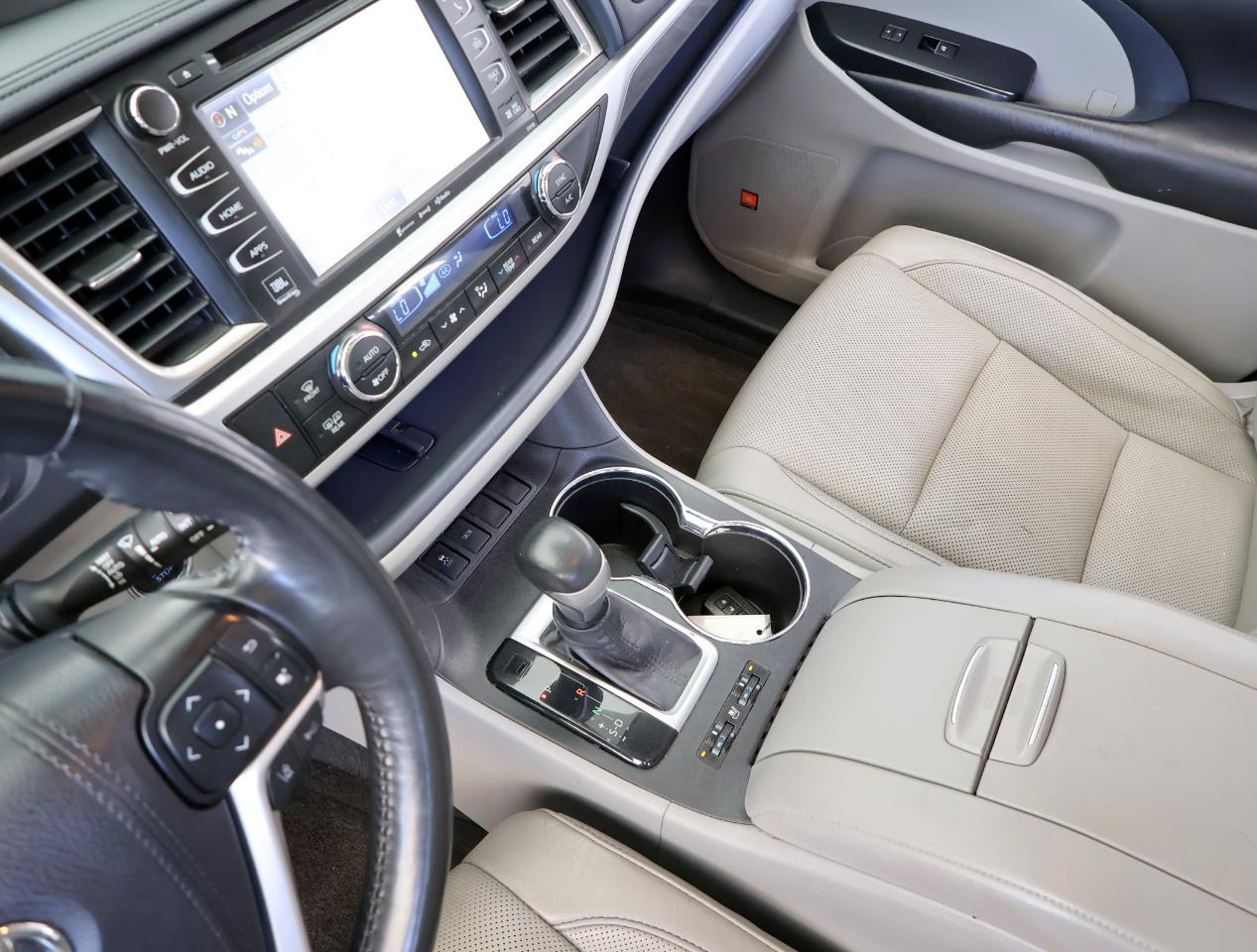 Toyota Highlander  2018