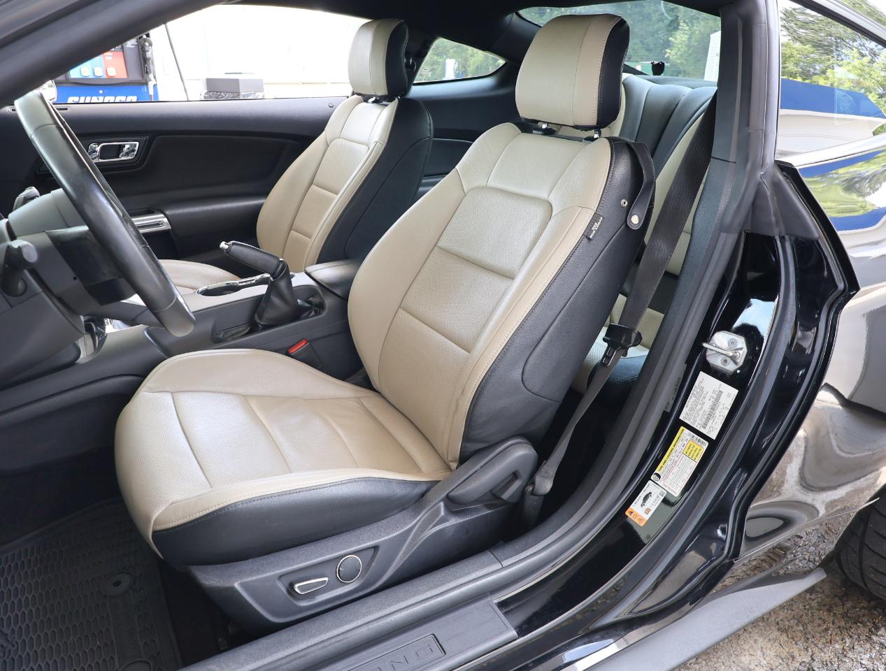 Ford Mustang GT Coupe 2015