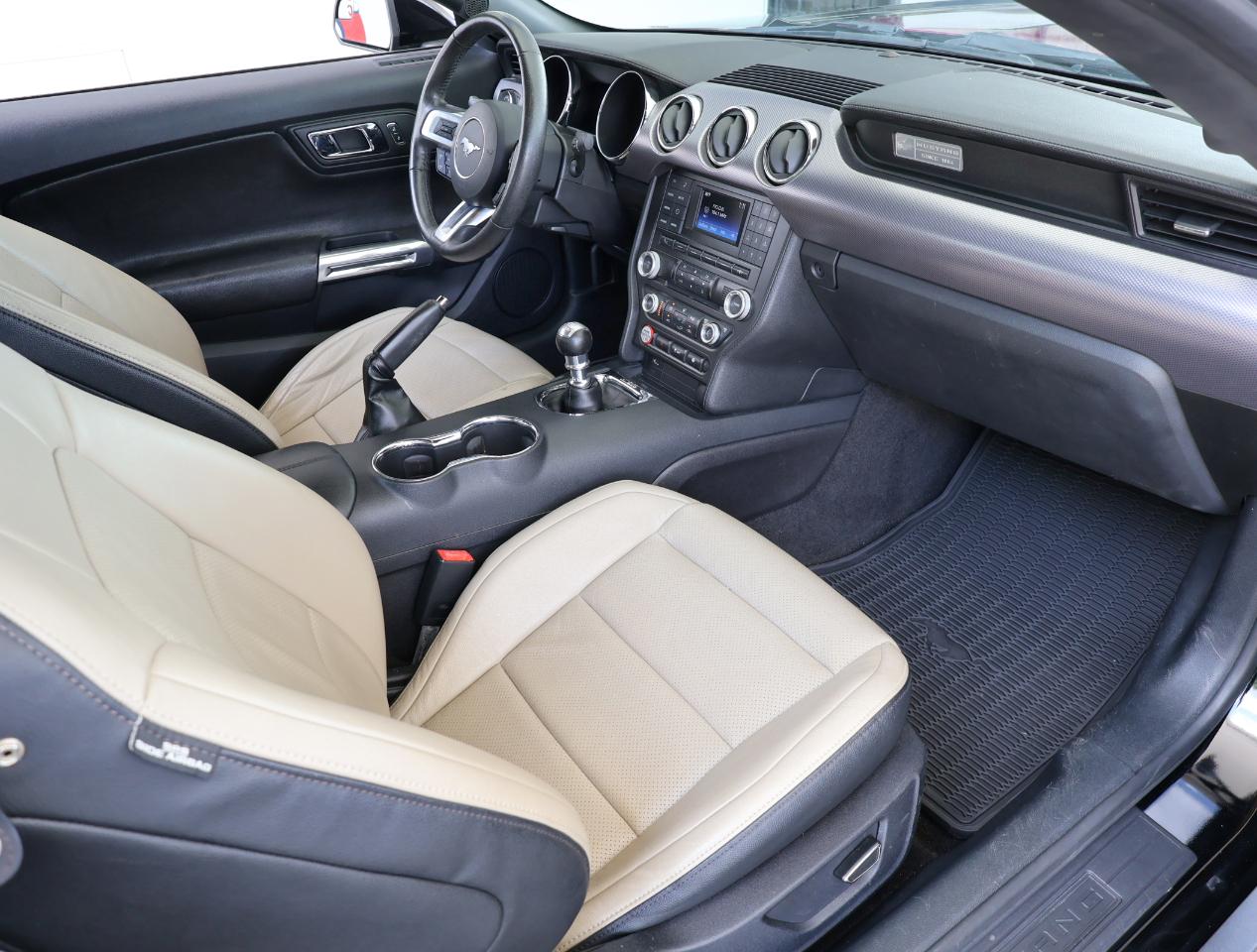 Ford Mustang GT Coupe 2015