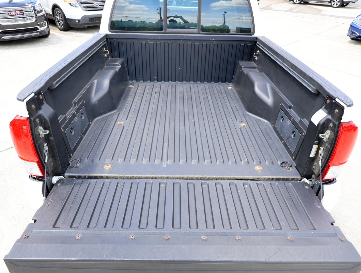 Toyota Tacoma SR Dbl Cab 2WD at 2016