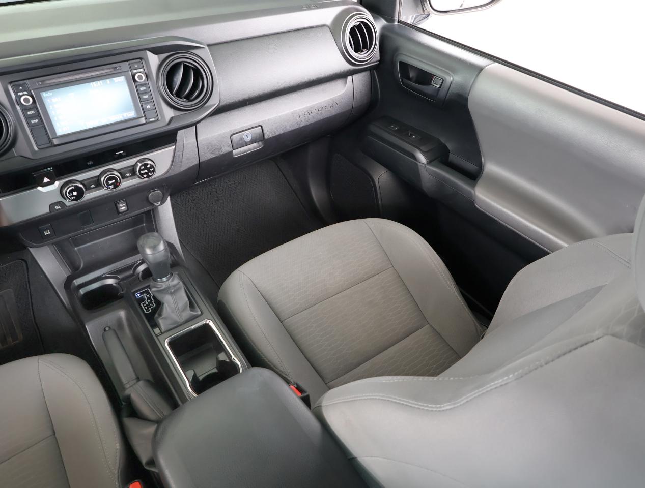 Toyota Tacoma SR Dbl Cab 2WD at 2016
