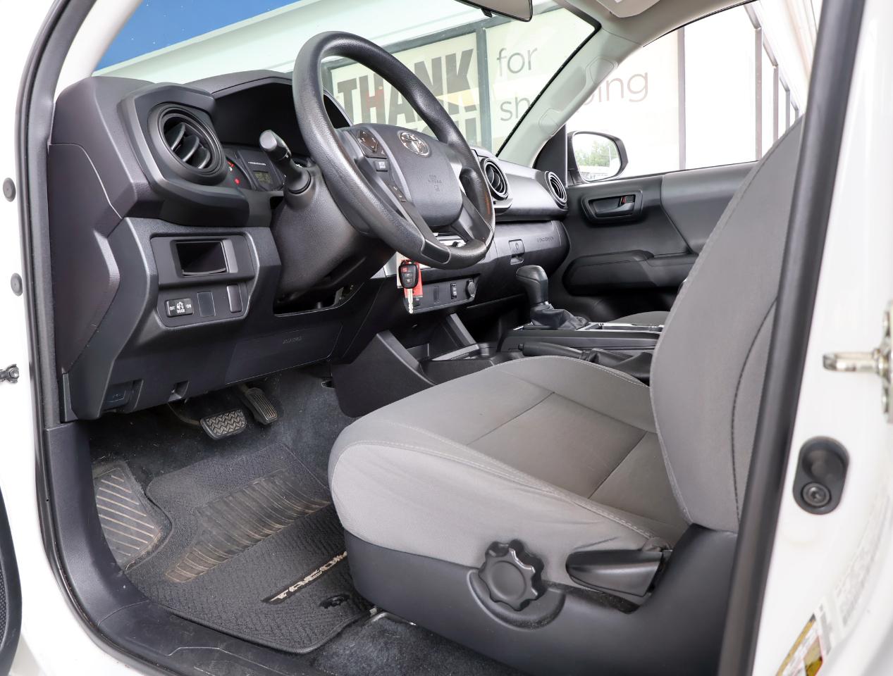 Toyota Tacoma SR Dbl Cab 2WD at 2016