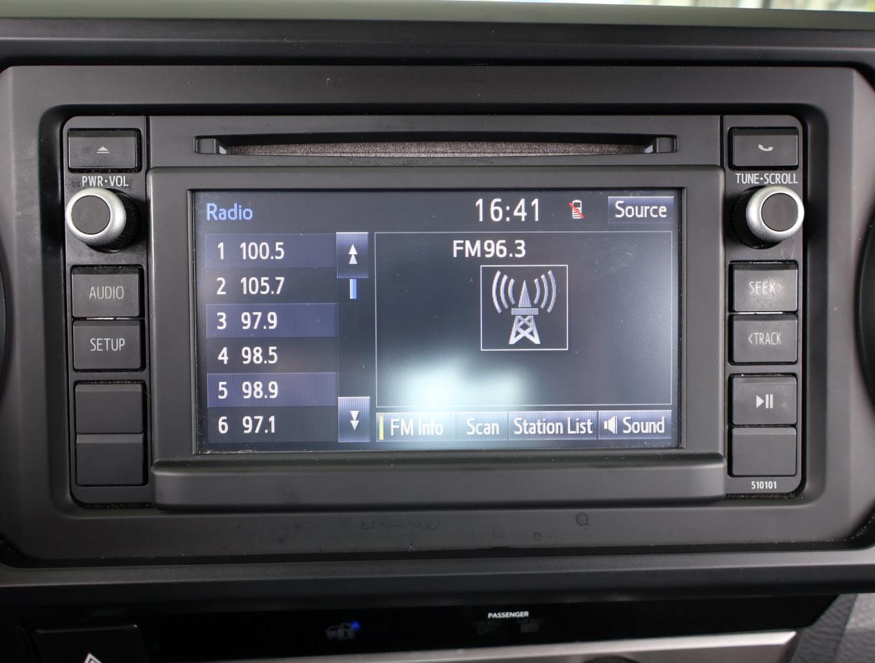 Toyota Tacoma SR Dbl Cab 2WD at 2016