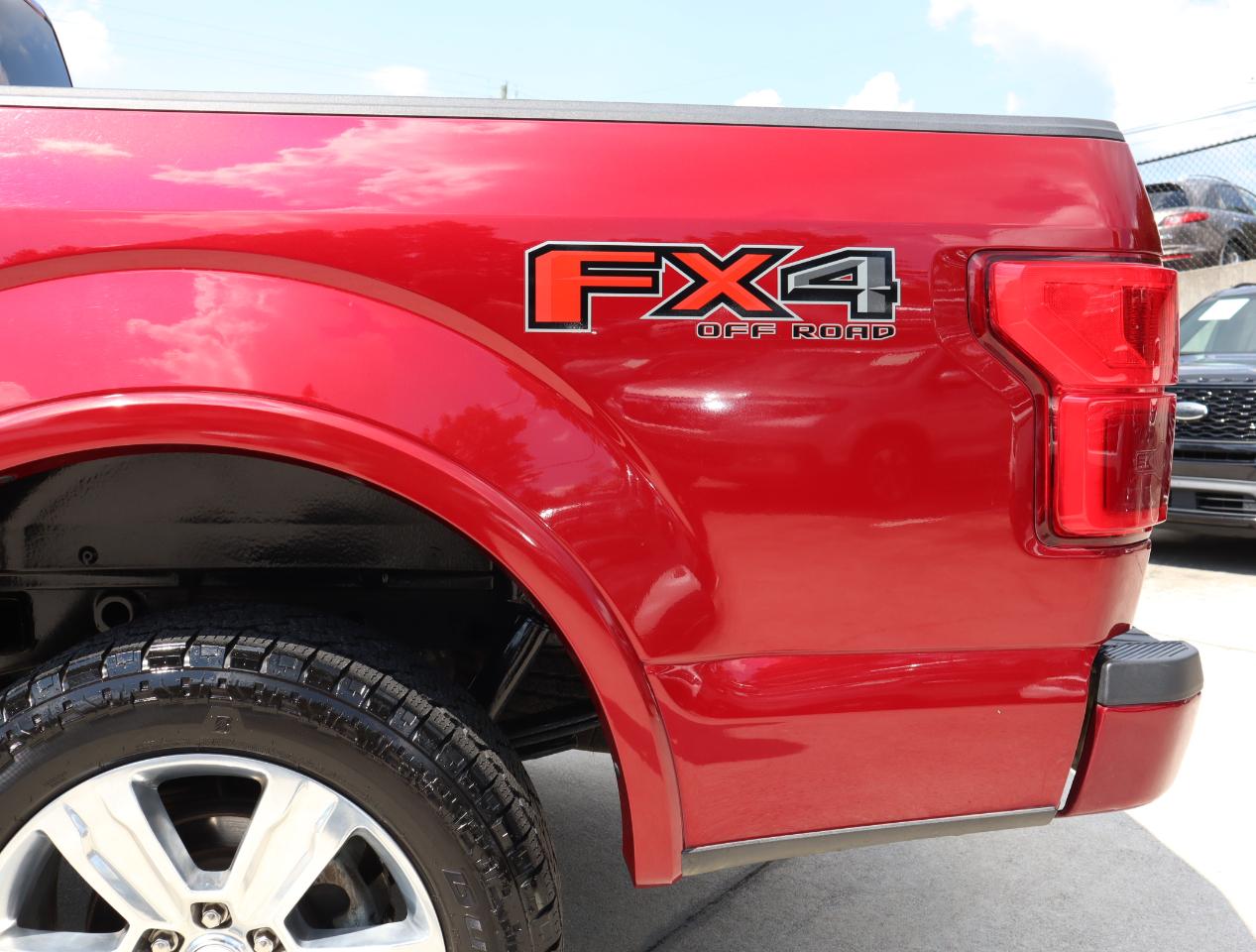 Ford F-150 Platinum SuperCrew 4WD 2019