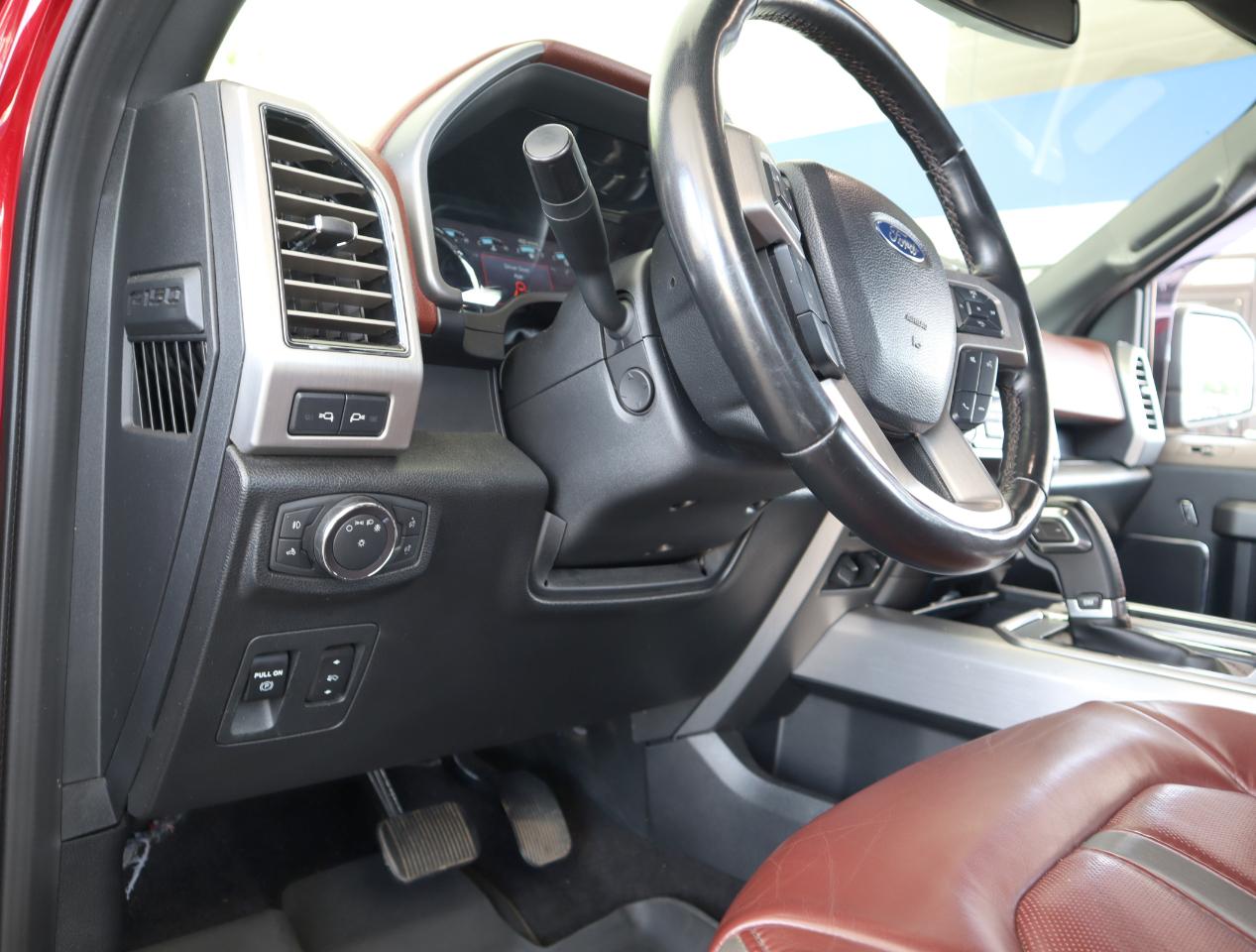 Ford F-150 Platinum SuperCrew 4WD 2019