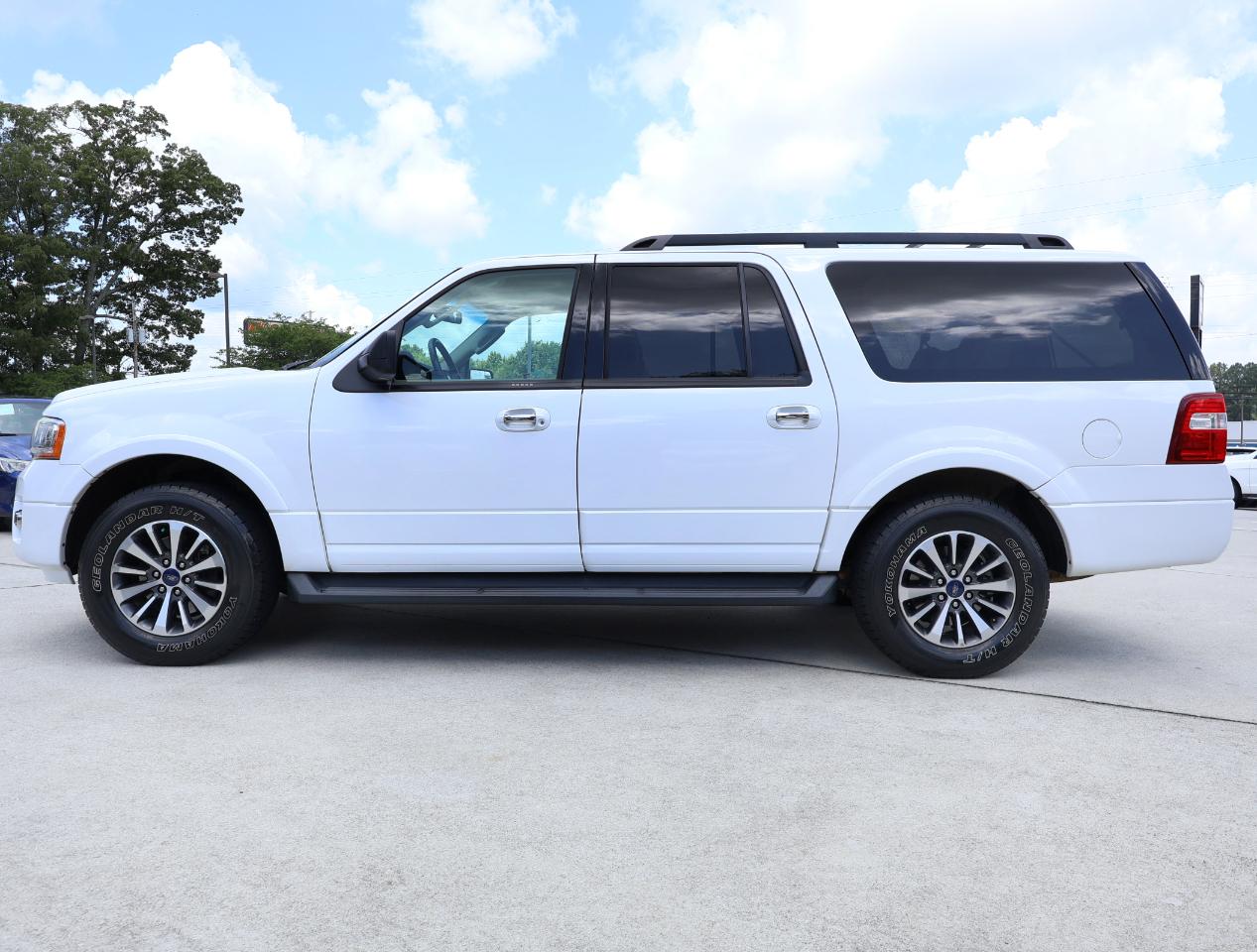 Ford Expedition EL XLT 2016