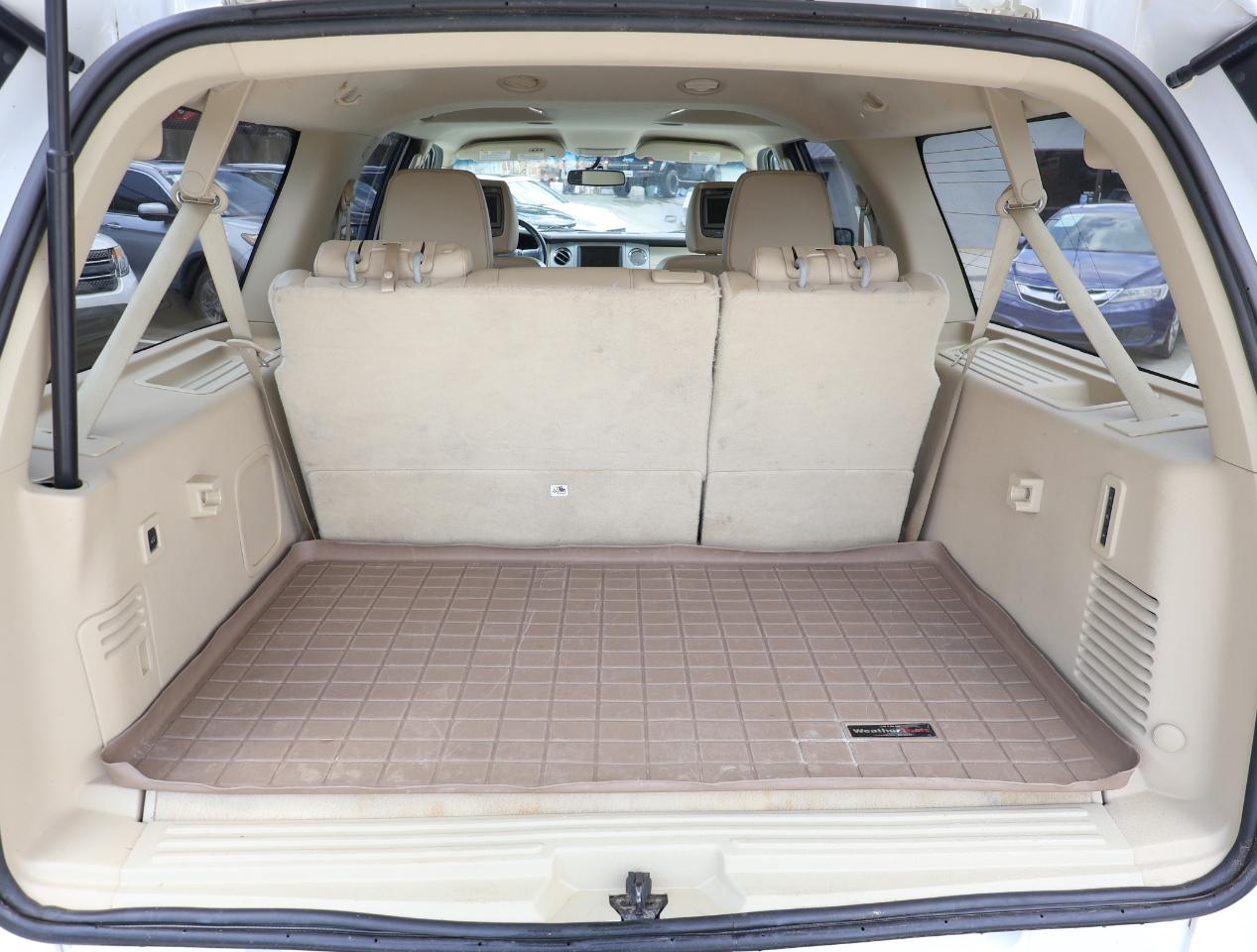 Ford Expedition EL XLT 2016