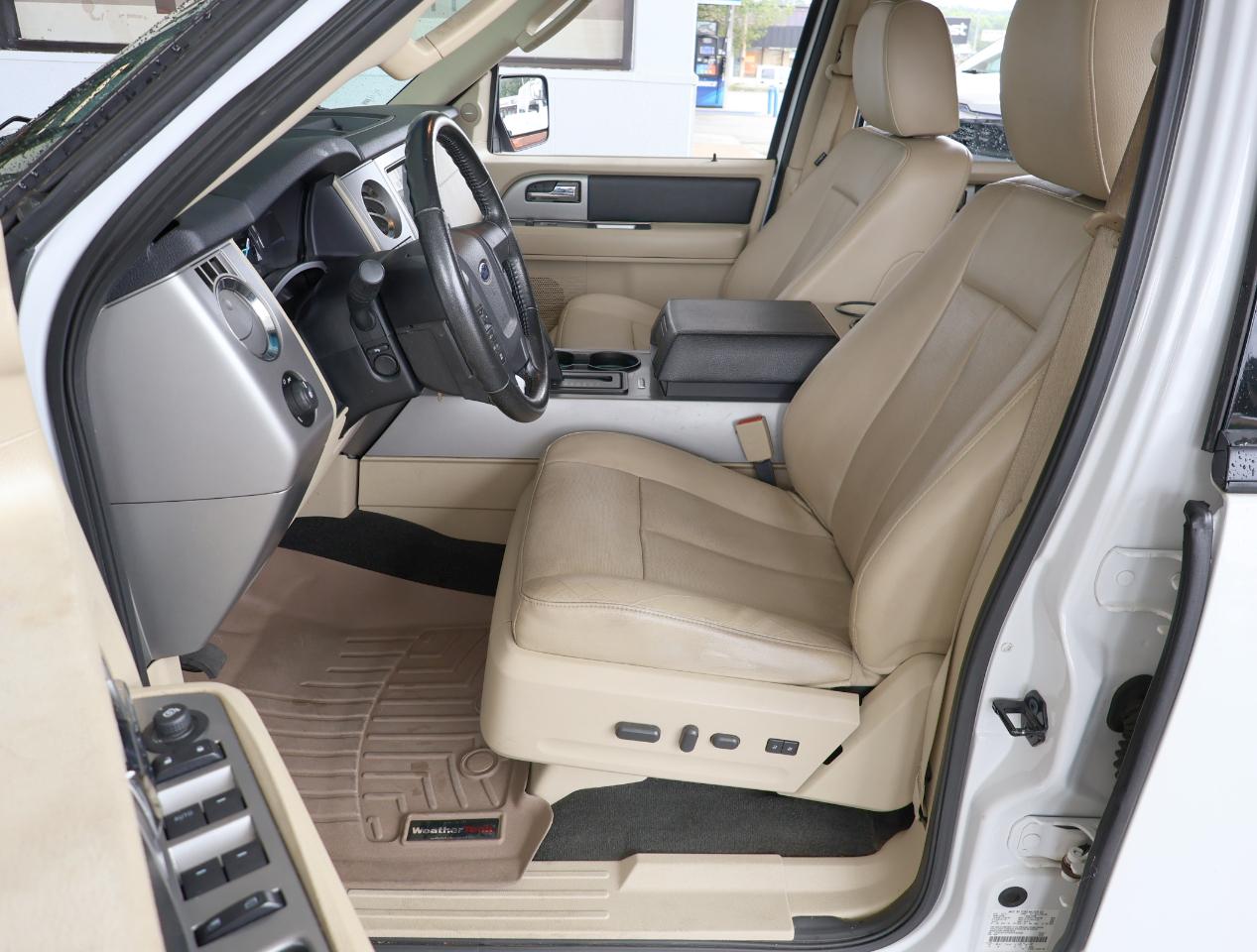 Ford Expedition EL XLT 2016