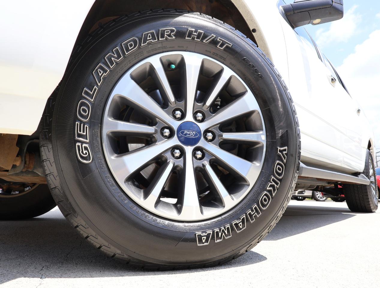 Ford Expedition EL XLT 2016