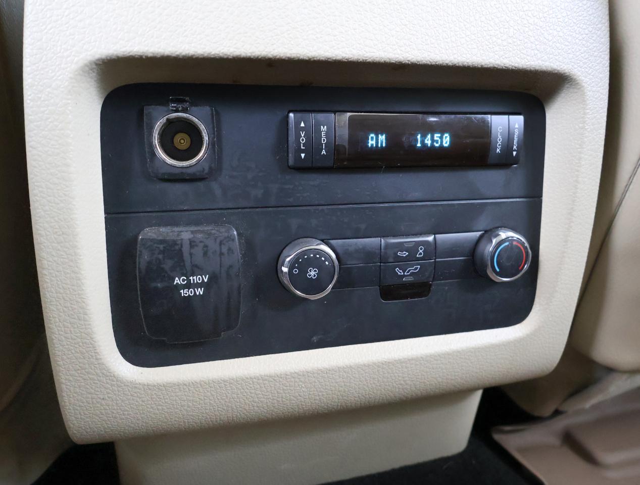 Ford Expedition EL XLT 2016