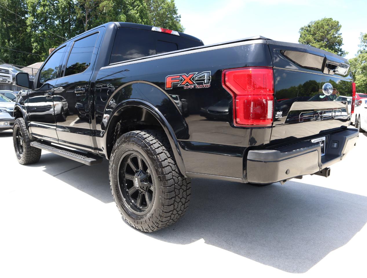 Ford F-150 Lariat SuperCrew 5.5-ft. Bed 4WD 2018