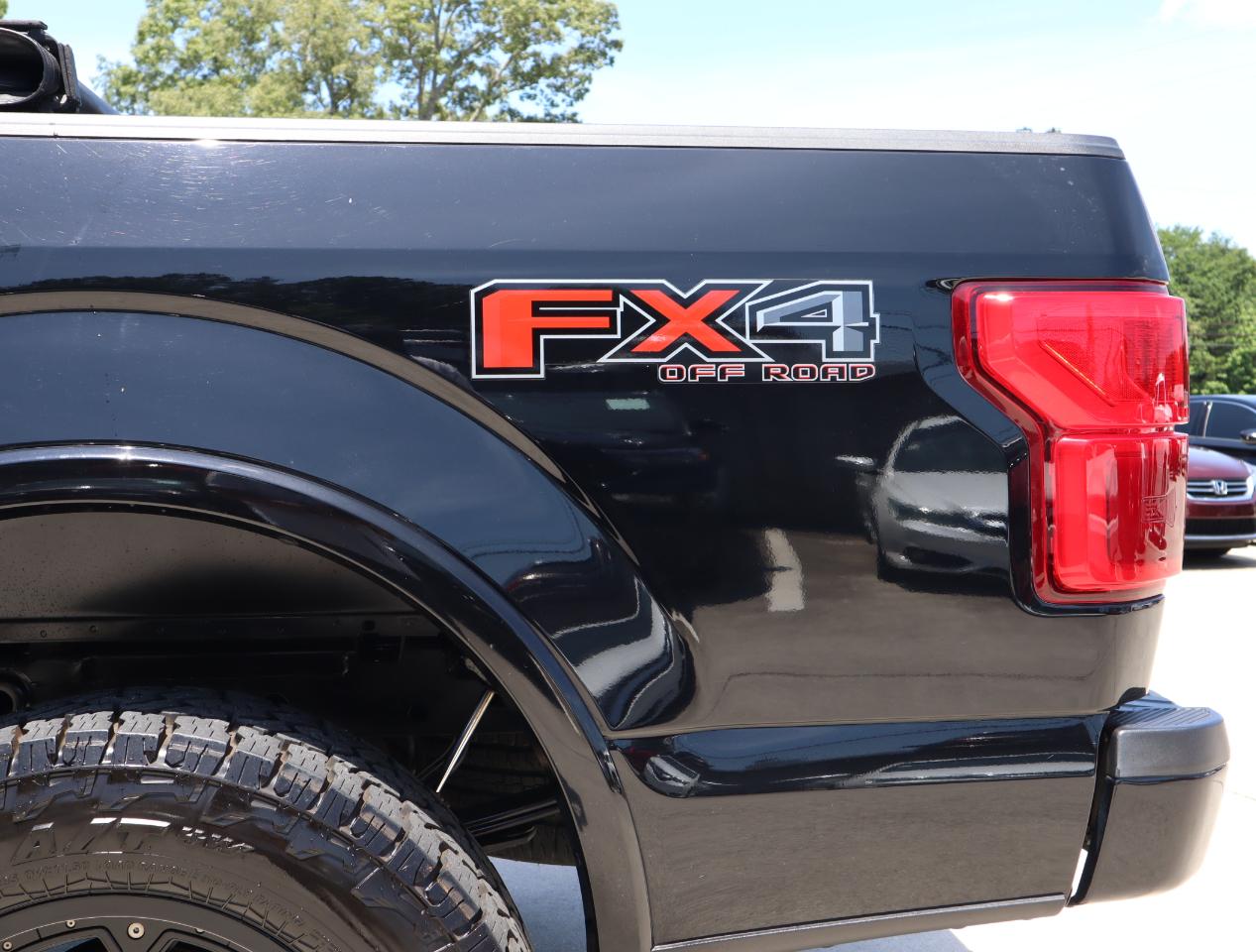 Ford F-150 Lariat SuperCrew 5.5-ft. Bed 4WD 2018