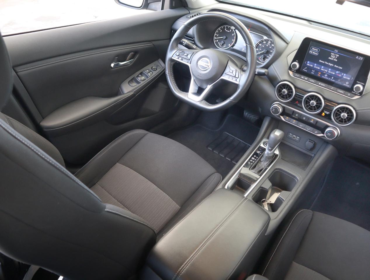 Nissan Sentra SV 2022