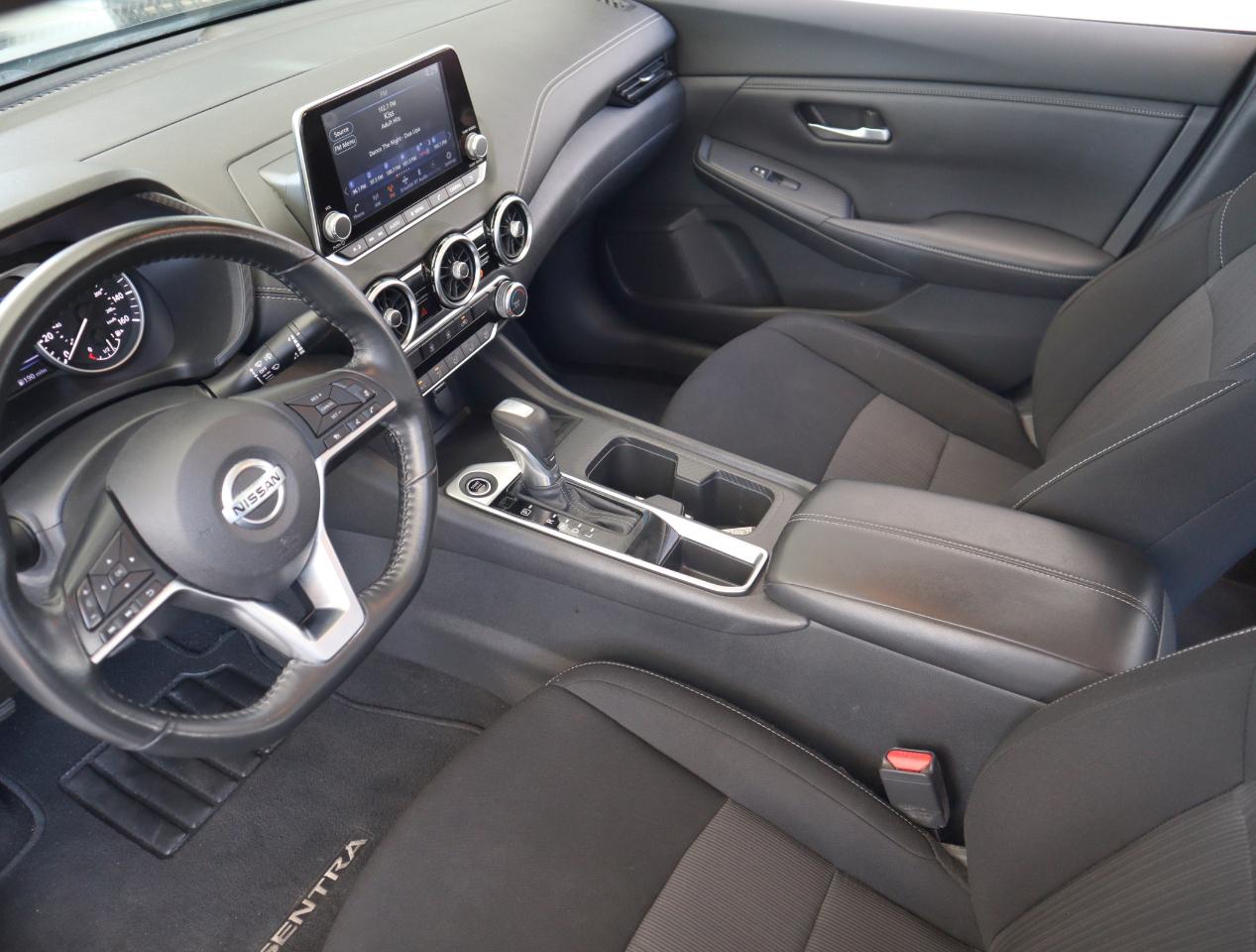 Nissan Sentra SV 2022