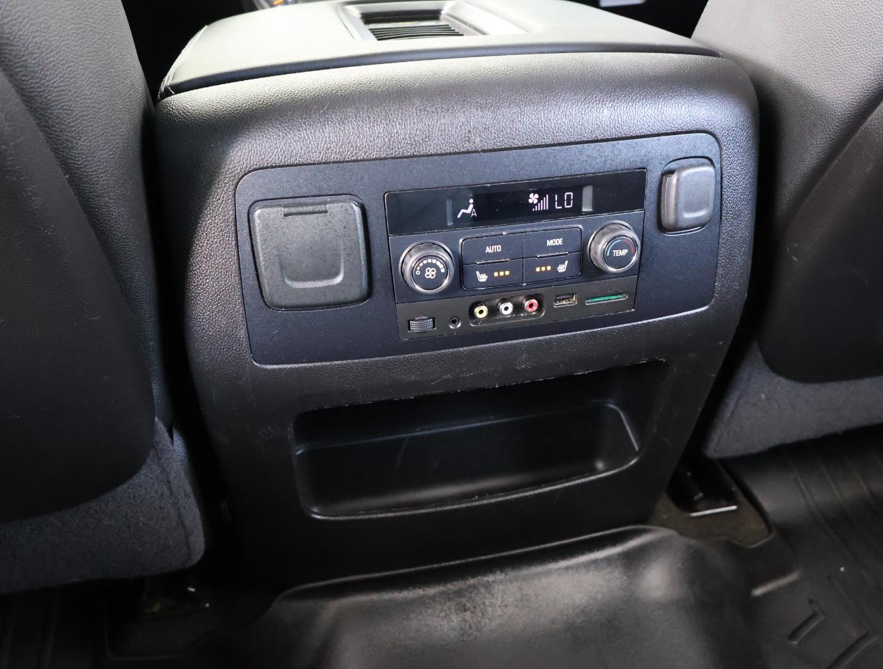 GMC Yukon XL  2016