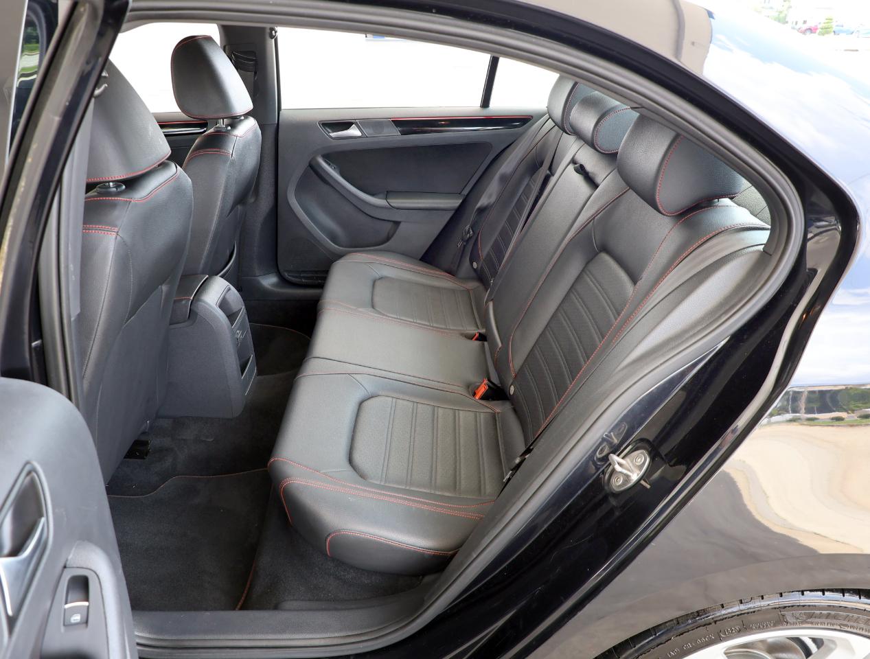 Volkswagen Jetta 2.0T GLI 2017