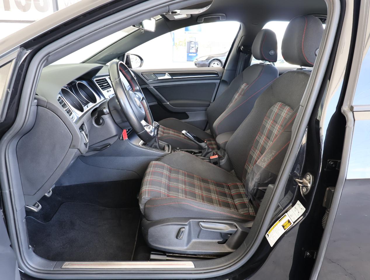 Volkswagen Golf GTI S 2017
