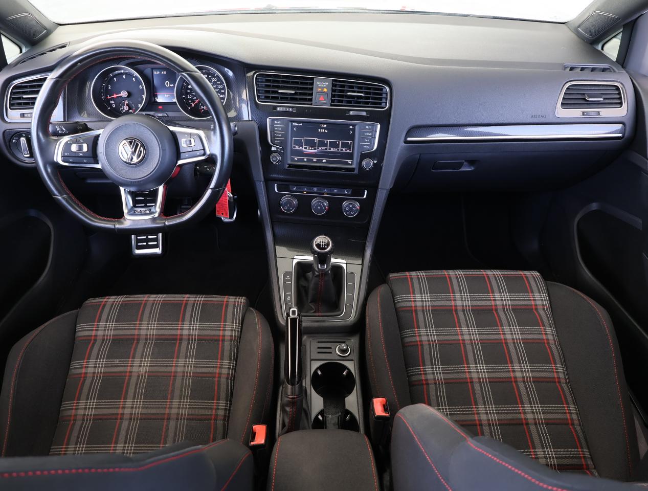 Volkswagen Golf GTI S 2017