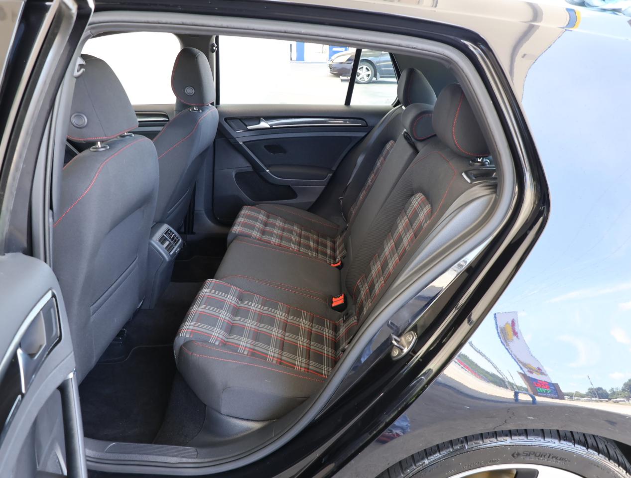Volkswagen Golf GTI S 2017