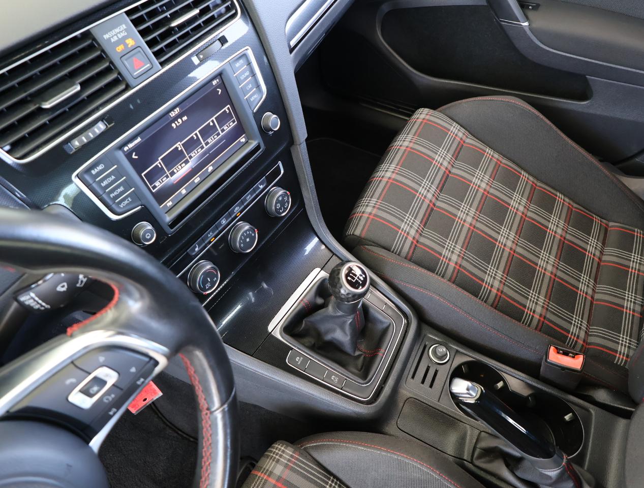 Volkswagen Golf GTI S 2017