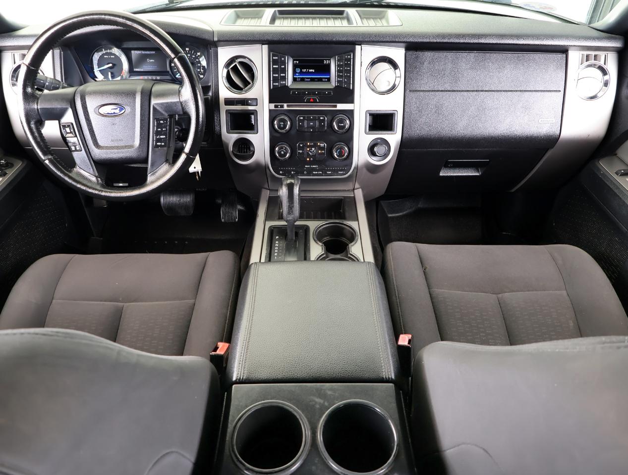 Ford Expedition XLT 2WD 2017
