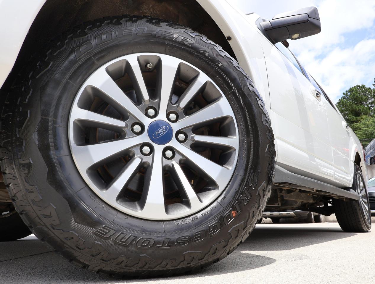 Ford Expedition XLT 2WD 2017