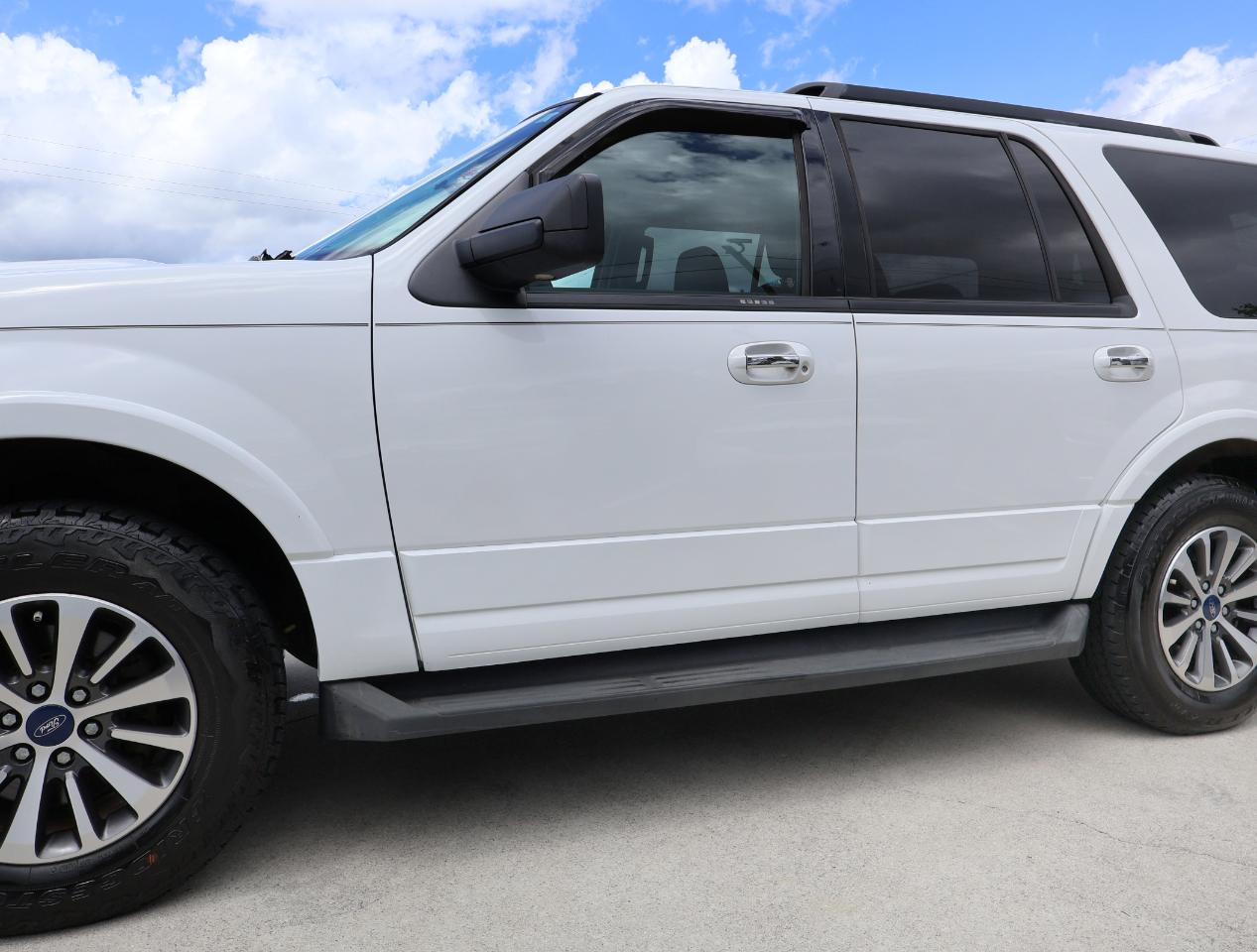 Ford Expedition XLT 2WD 2017
