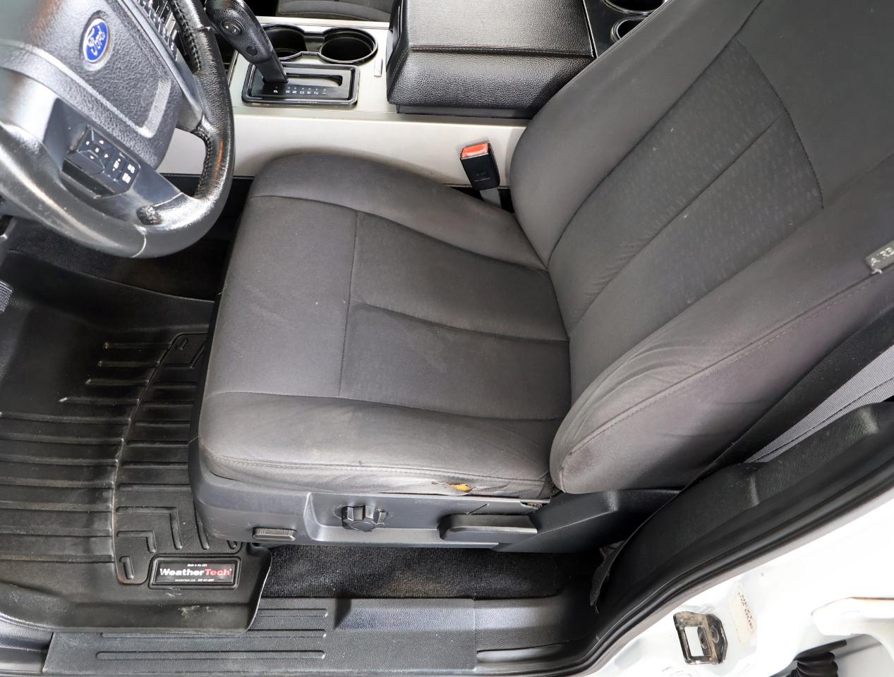 Ford Expedition XLT 2WD 2017