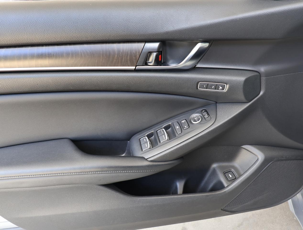 Honda Accord Touring 2.0T 2018