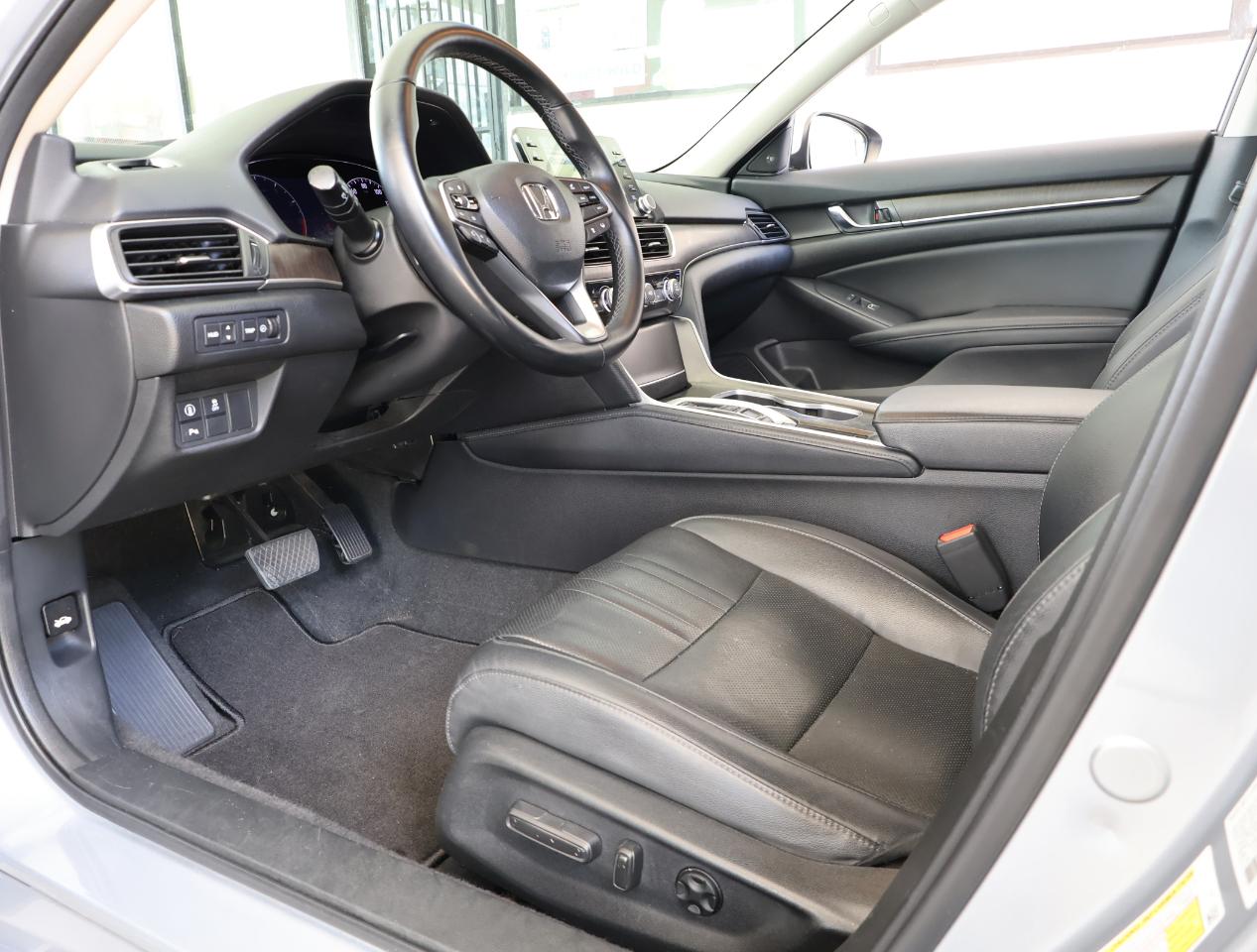 Honda Accord Touring 2.0T 2018