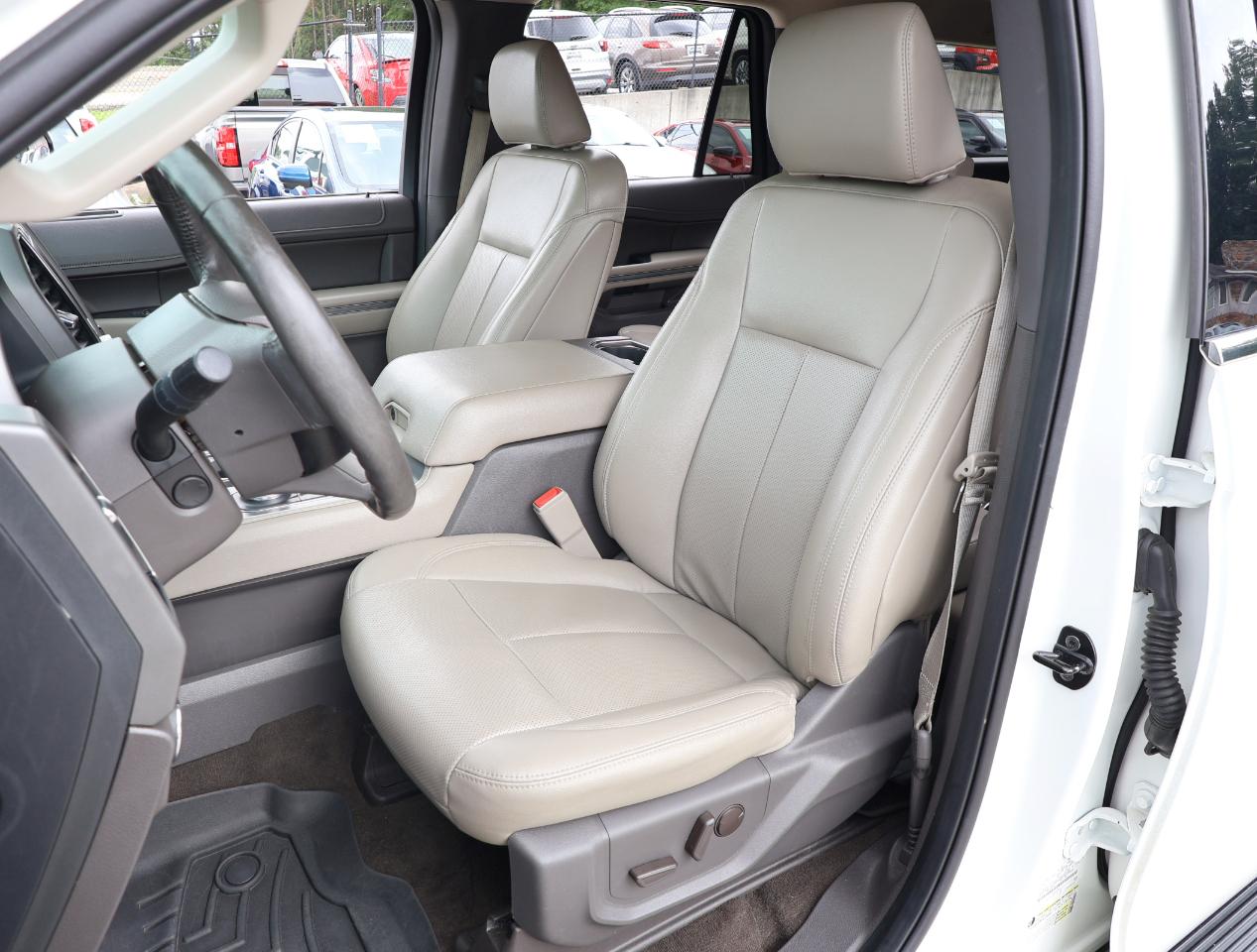 Ford Expedition MAX XLT 2021