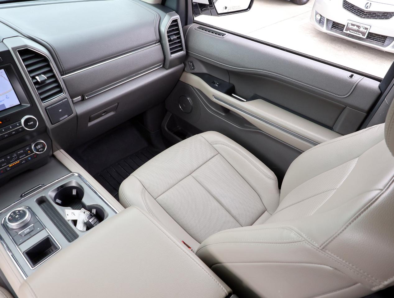 Ford Expedition MAX XLT 2021