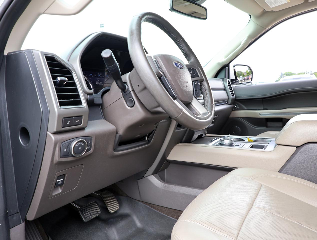 Ford Expedition MAX XLT 2021