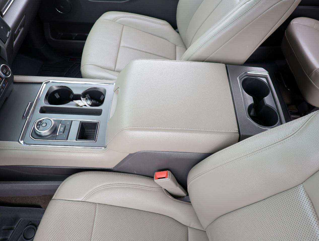 Ford Expedition MAX XLT 2021