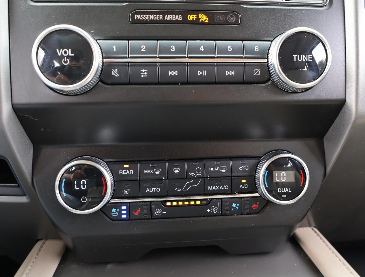 Ford Expedition MAX XLT 2021