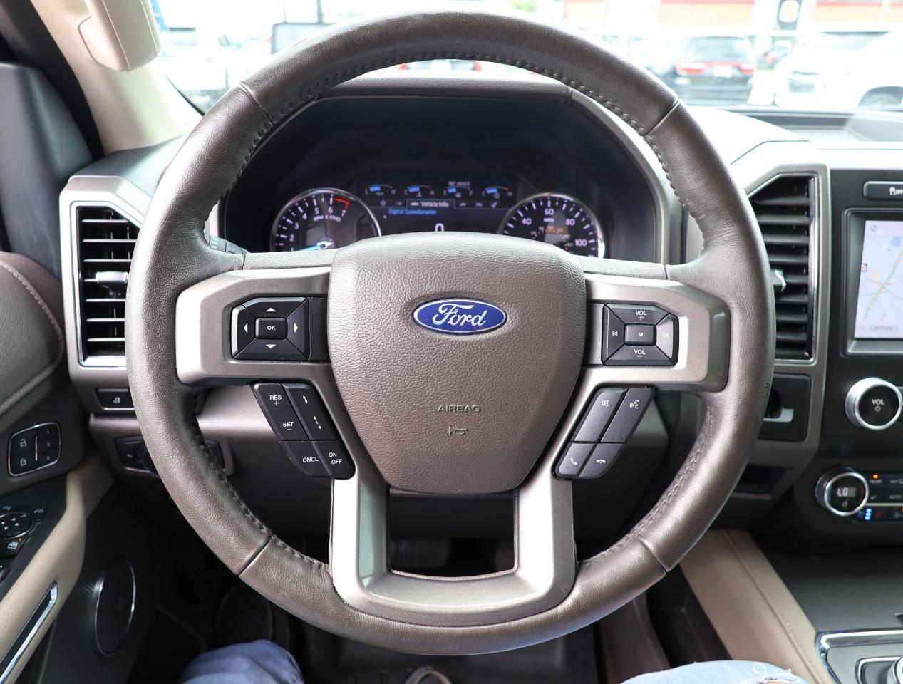 Ford Expedition MAX XLT 2021