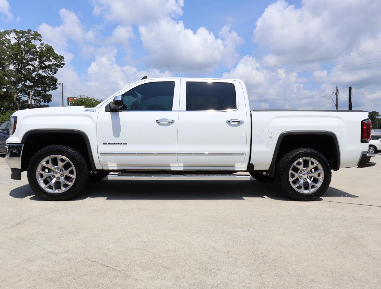 GMC Sierra 1500 SLT Crew Cab 4WD 2018