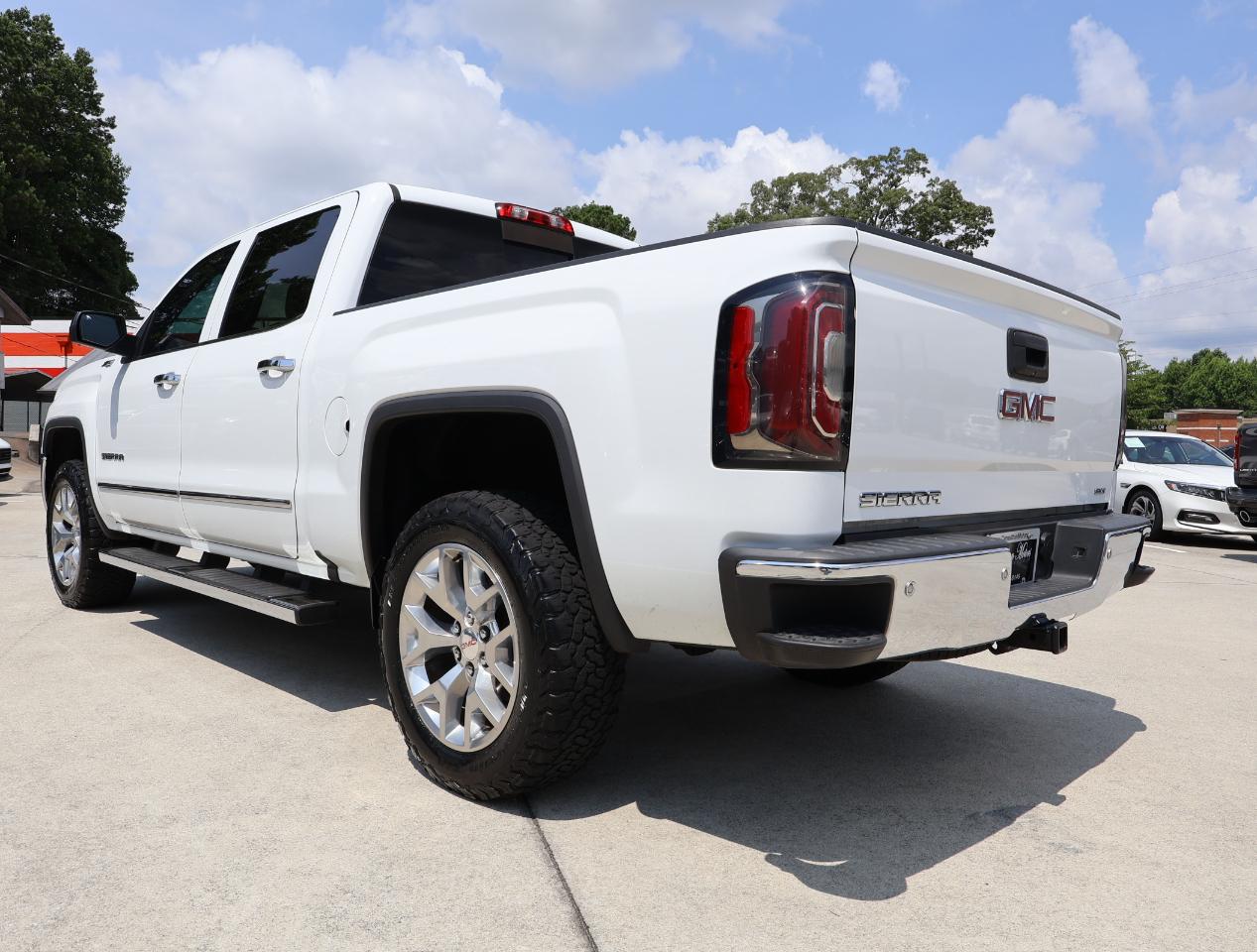GMC Sierra 1500 SLT Crew Cab 4WD 2018