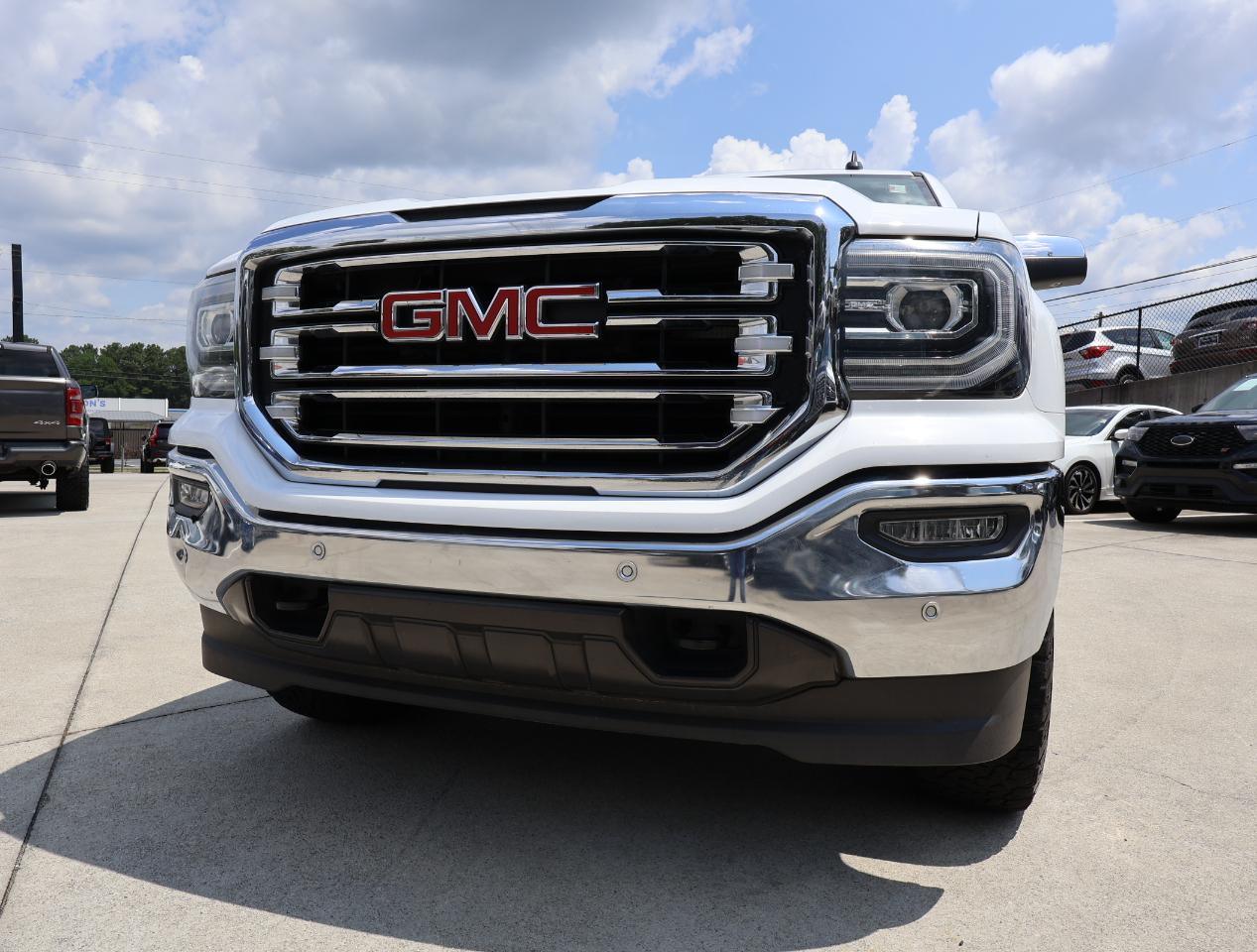 GMC Sierra 1500 SLT Crew Cab 4WD 2018