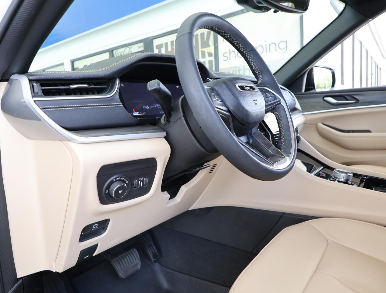 Jeep Grand Cherokee Limited 4WD 2023