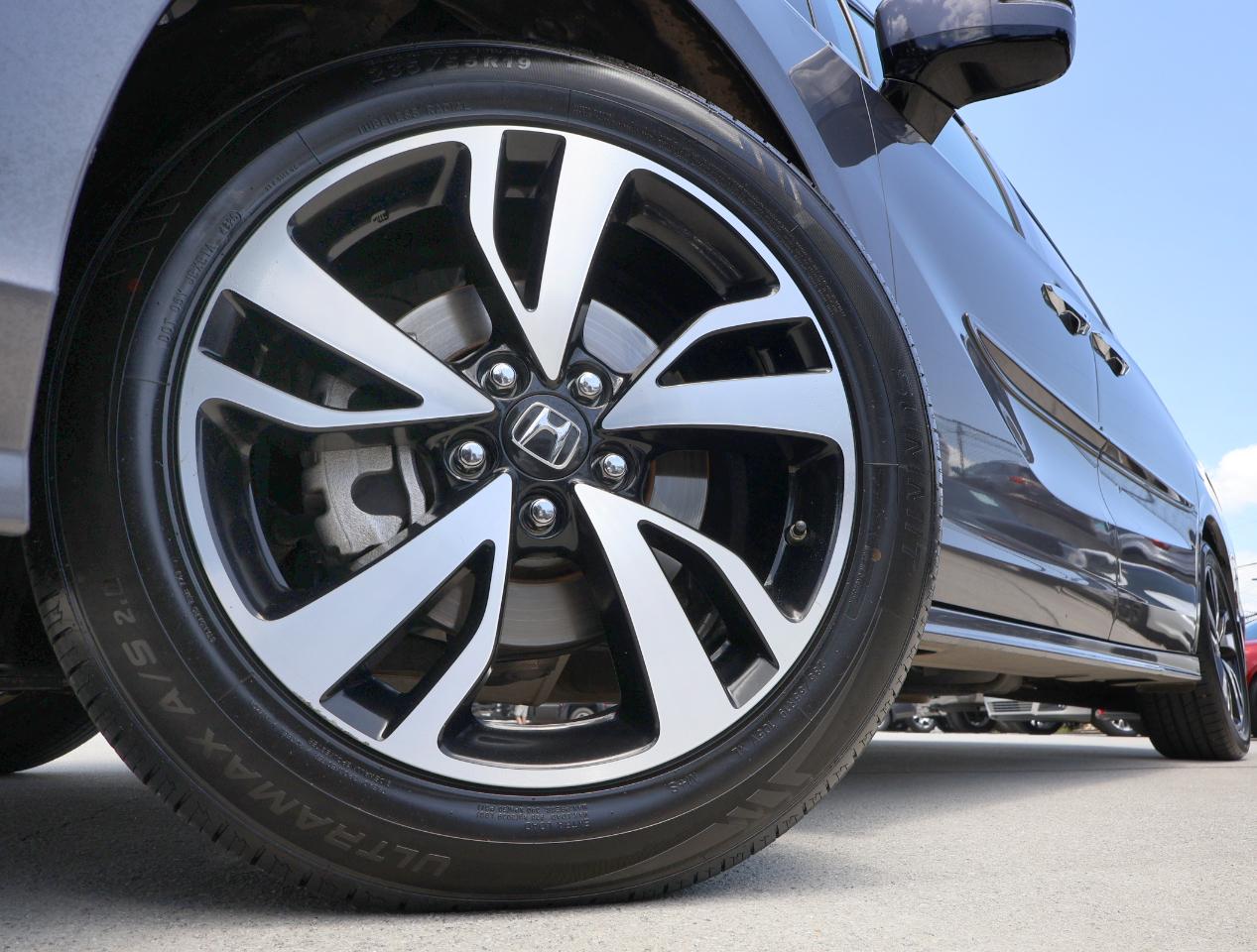 Honda Odyssey Elite 2019