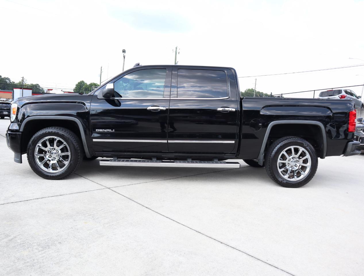 GMC Sierra 1500 Denali Crew Cab Short Box 2WD 2015
