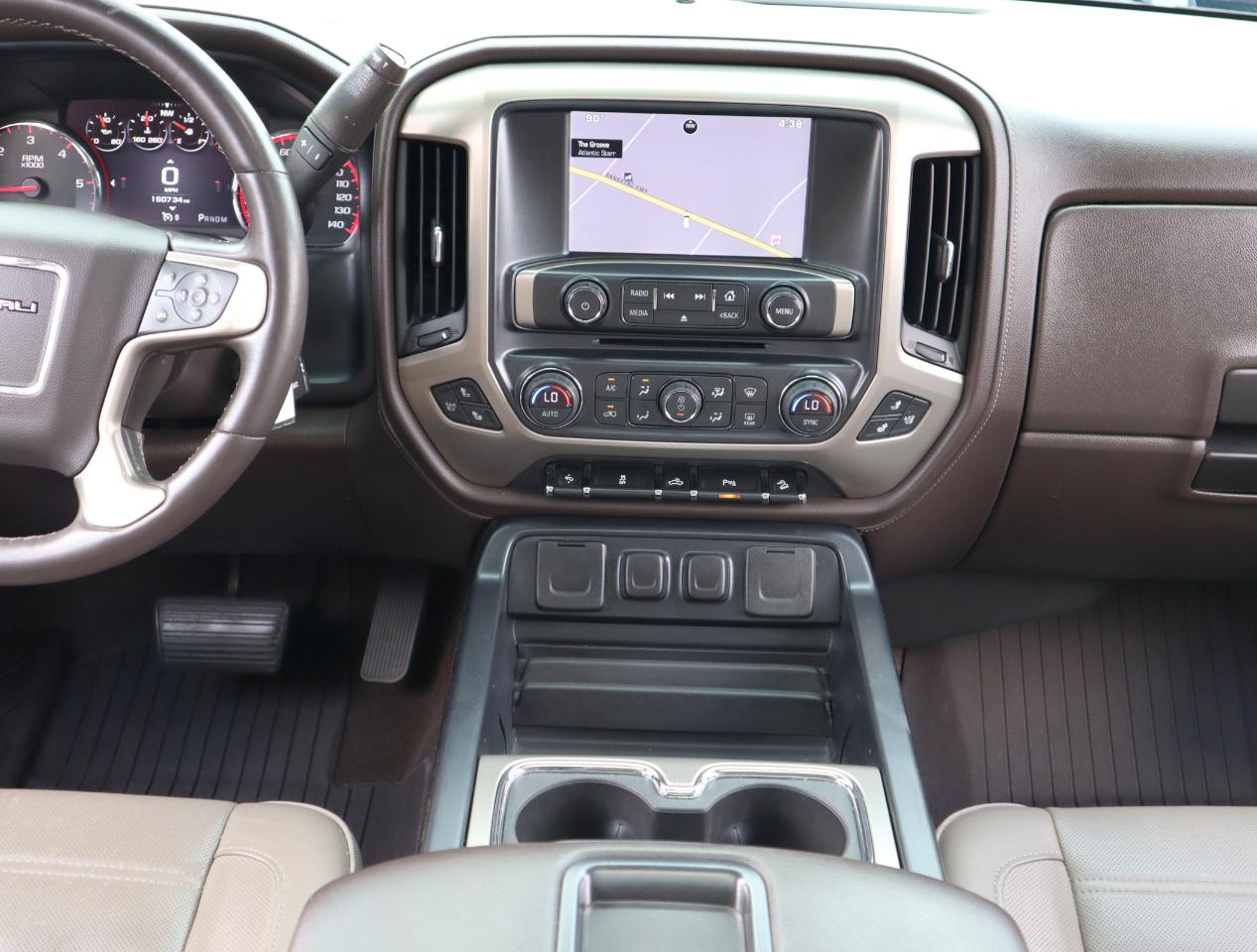 GMC Sierra 1500 Denali Crew Cab Short Box 2WD 2015